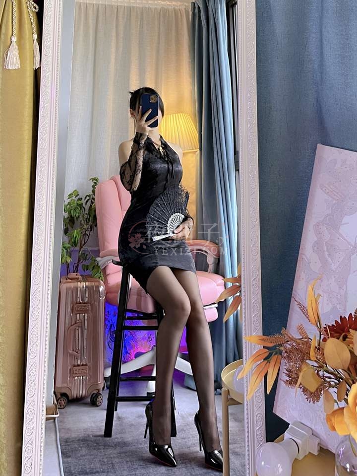 夜西子养生体验网推荐—ins风韩式旗袍，又欲又纯，秀出你的不可一世?插图3